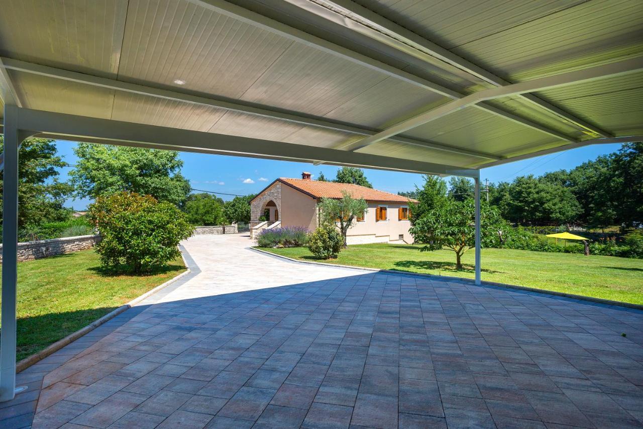 Villa Krizanci Zminj Экстерьер фото