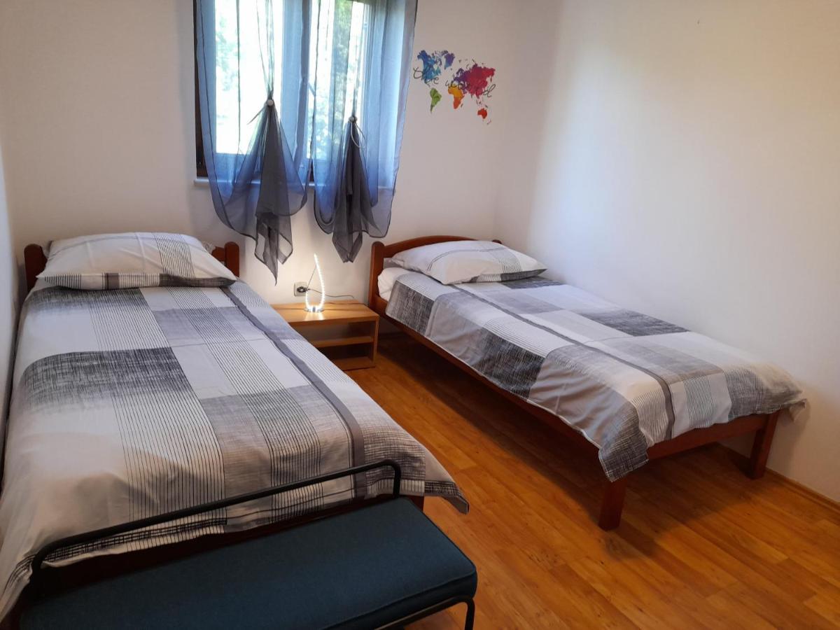 Villa Krizanci Zminj Экстерьер фото
